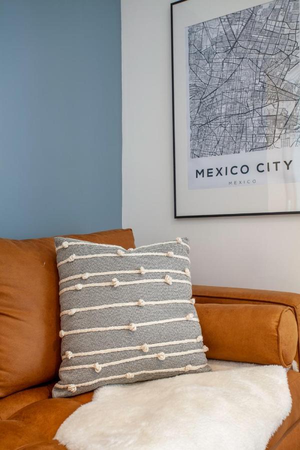 Apartment Bright & Sweet Unit In The Heart Of Polanco. *