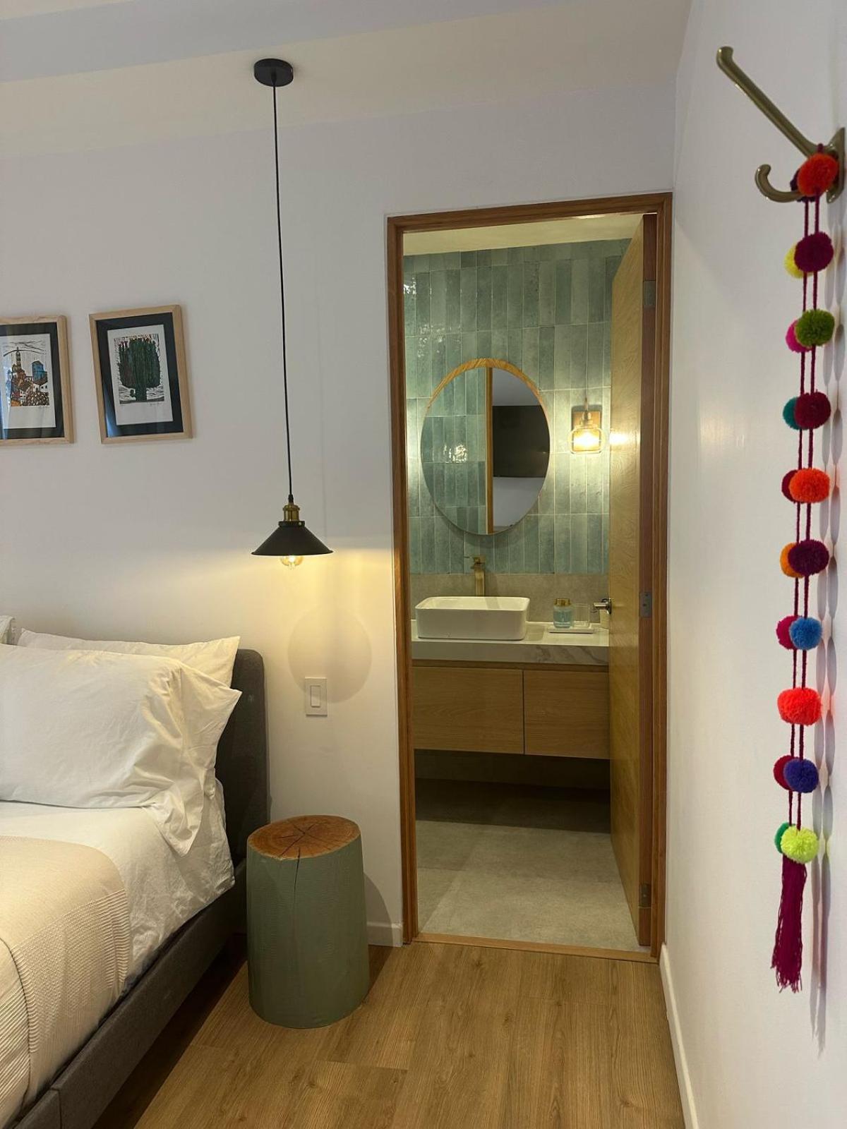 Apartment Bright & Sweet Unit In The Heart Of Polanco. Mexico City